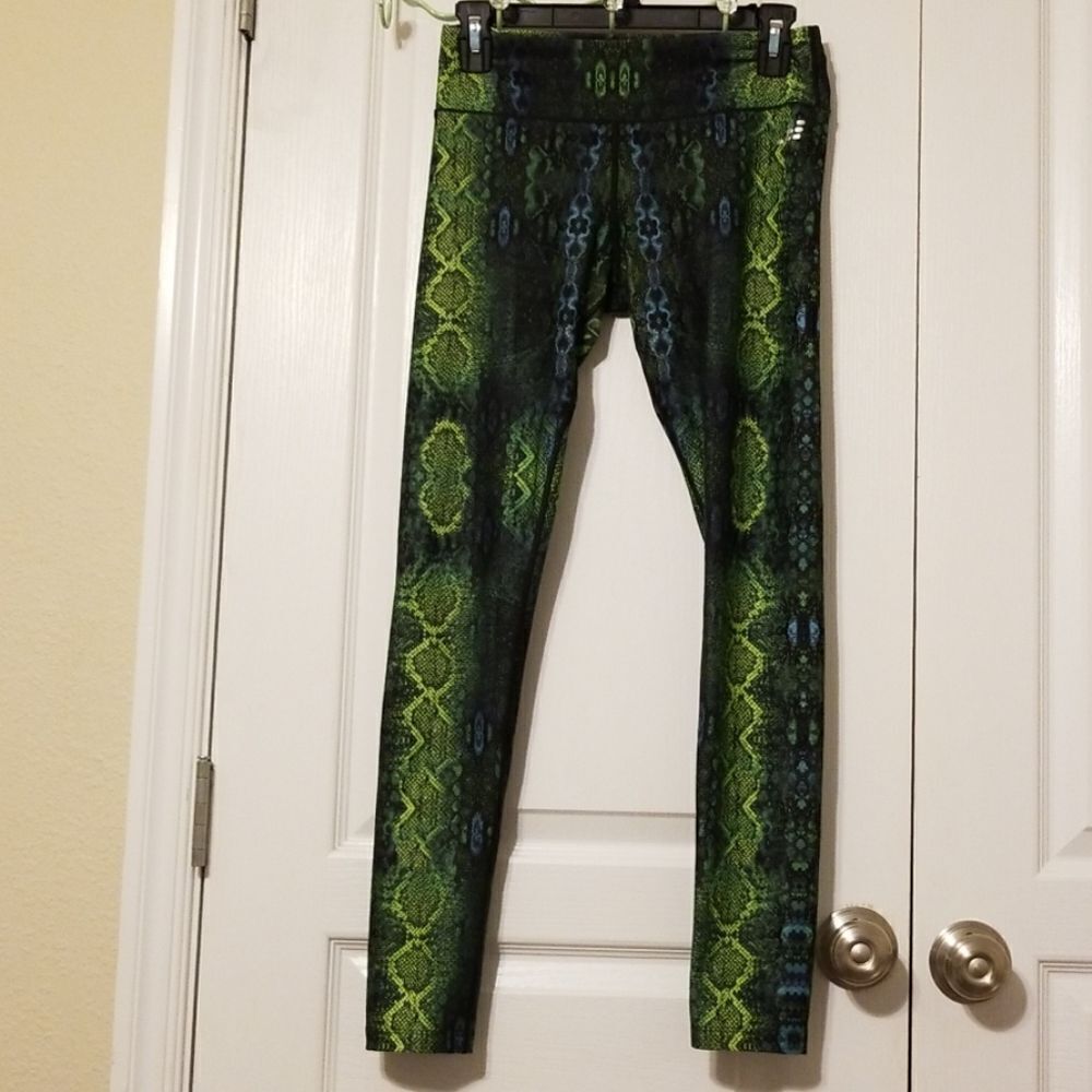 BCG Leggings 